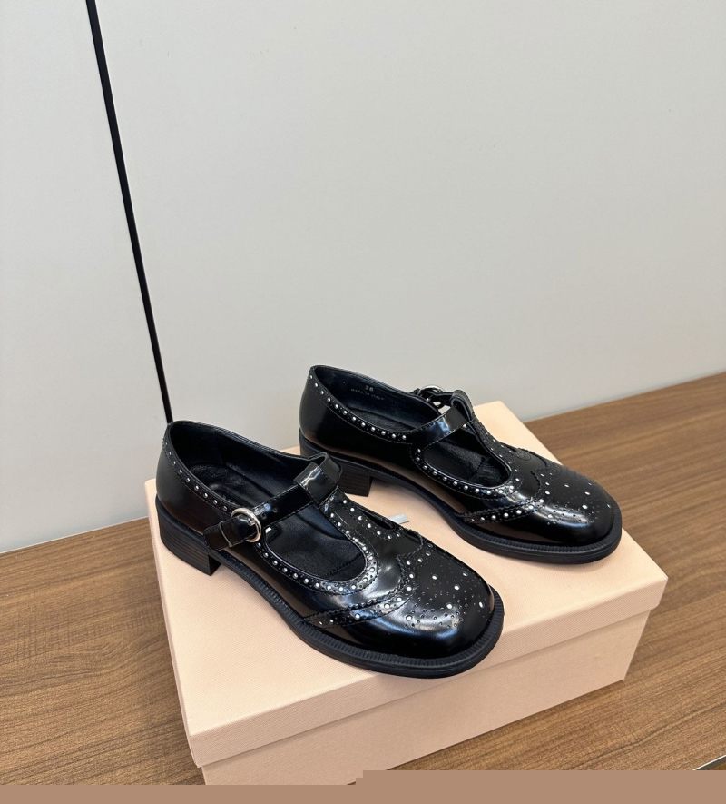 Miu Miu Casual Shoes
